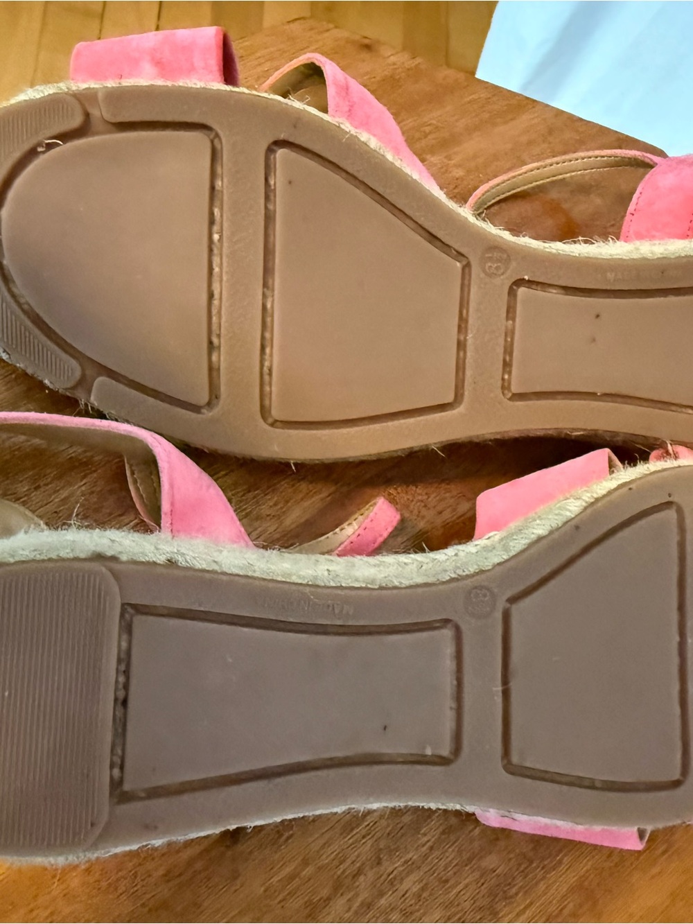 Talbots Pink Knotted Suede Wedge Sandals - Picture 7 of 8